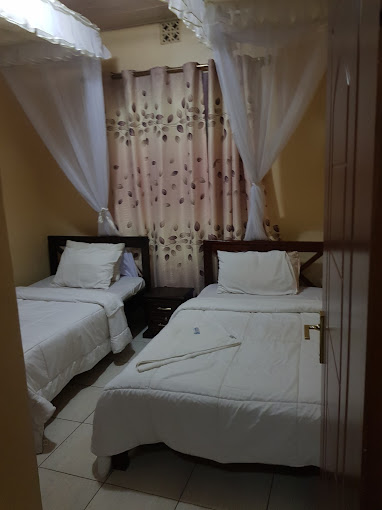 Theshaplace Hotel and Apartments