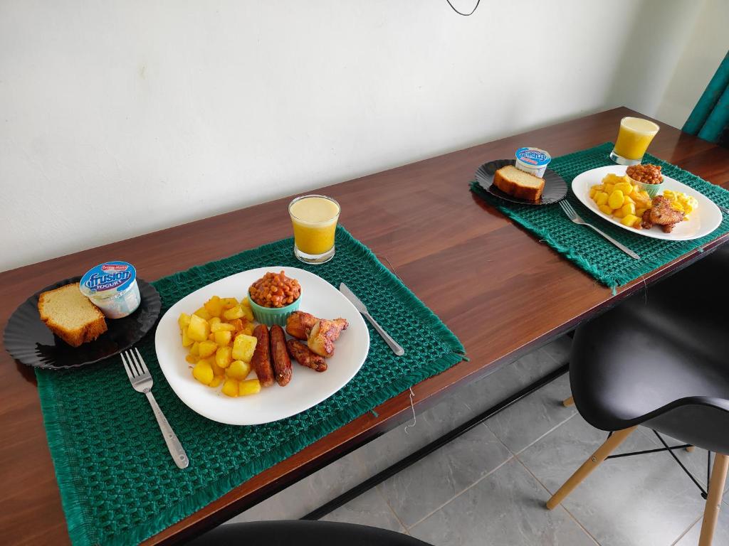 MILIMANI DRIVE LIVINGs