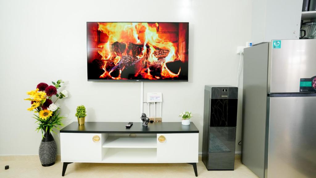 Aries Executive Suites- UNIT F104