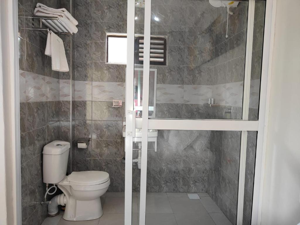 MILIMANI DRIVE LIVINGs