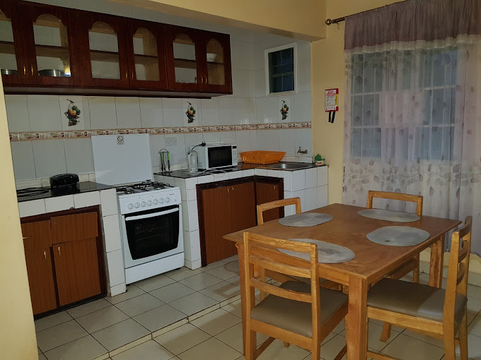 Theshaplace Hotel and Apartments