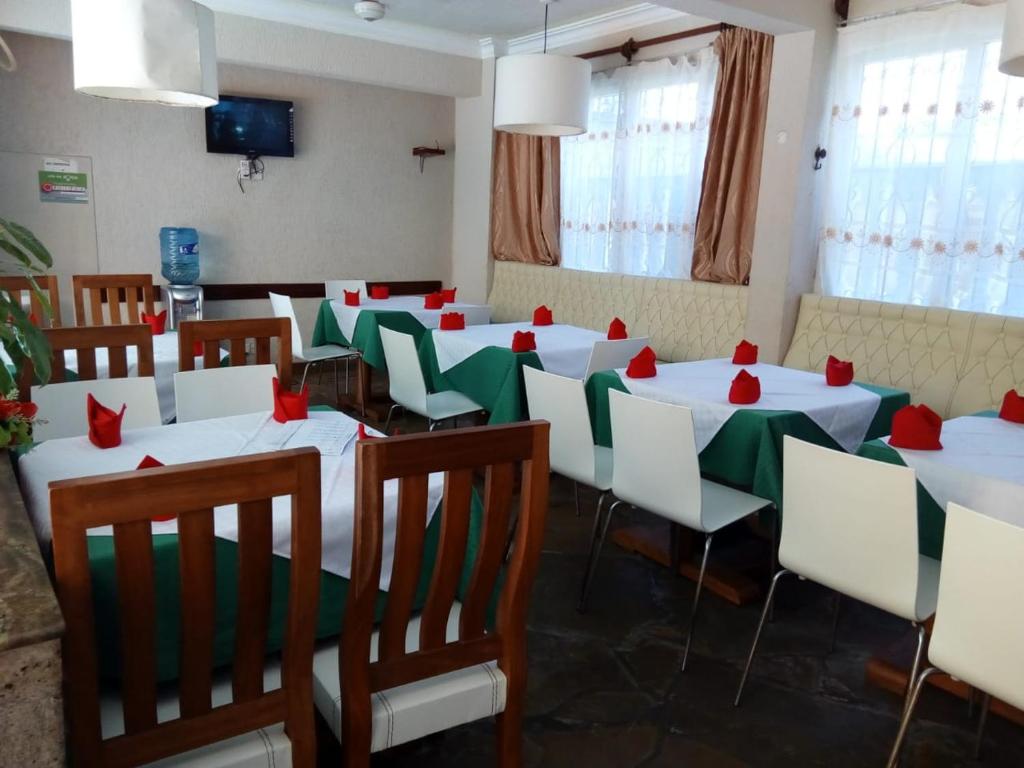 Prime Comfort Hotel, Lounge & Apartments, Mtwapa