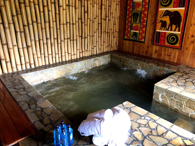 Rhino Watch Safari Lodge