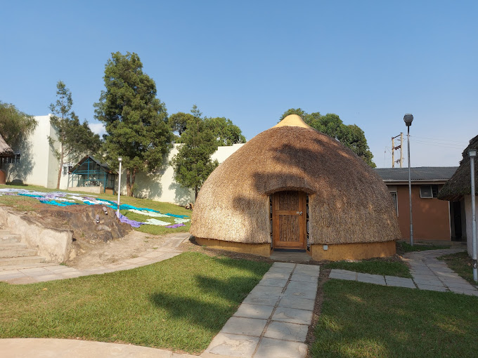 Igongo Country Hotel and Cultural Centre