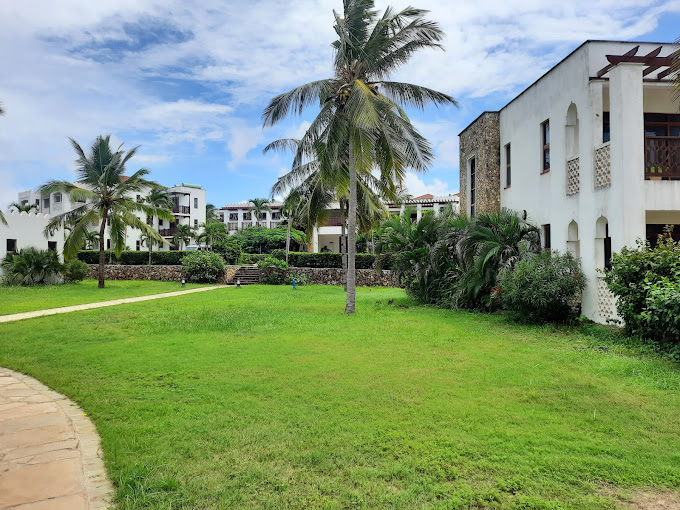 Sultan Palace Beach Resort