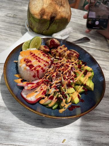 The salty squid beach bar & restaurant