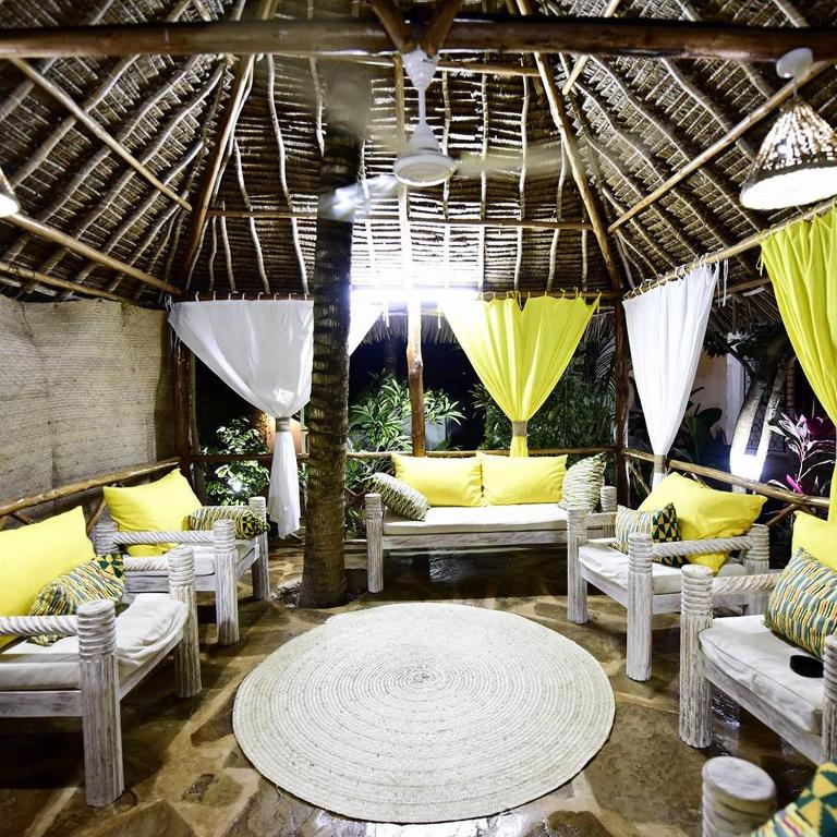 Watamu Sunflower House
