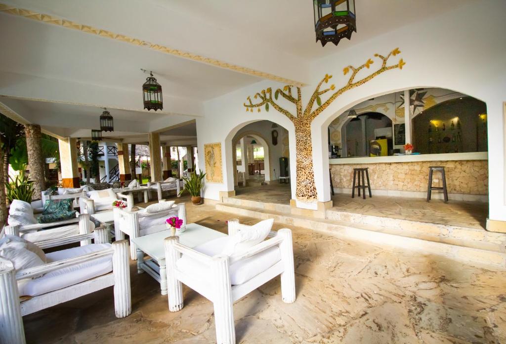 Aquarius Beach Resort