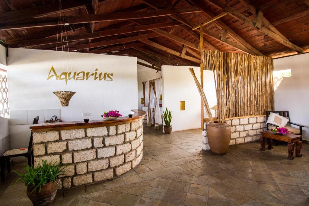 Aquarius Beach Resort