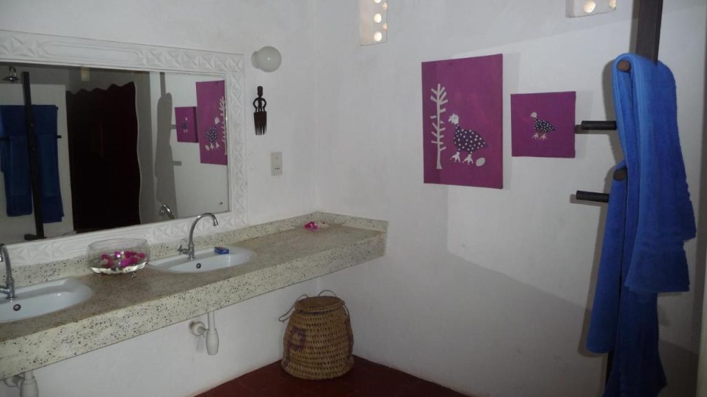 Kusini Beach Cottages