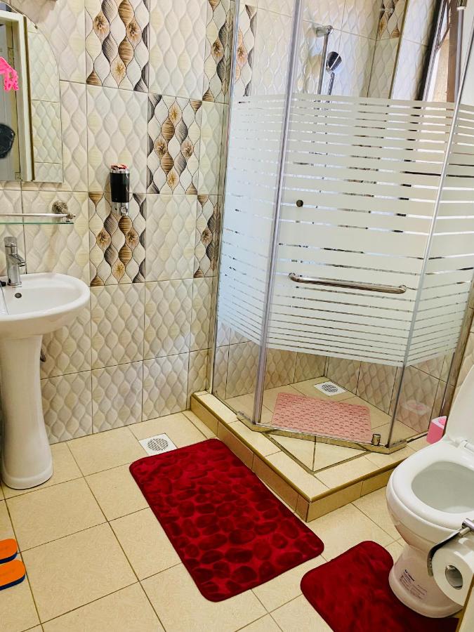 Crystal Apartments & Hotel Entebbe