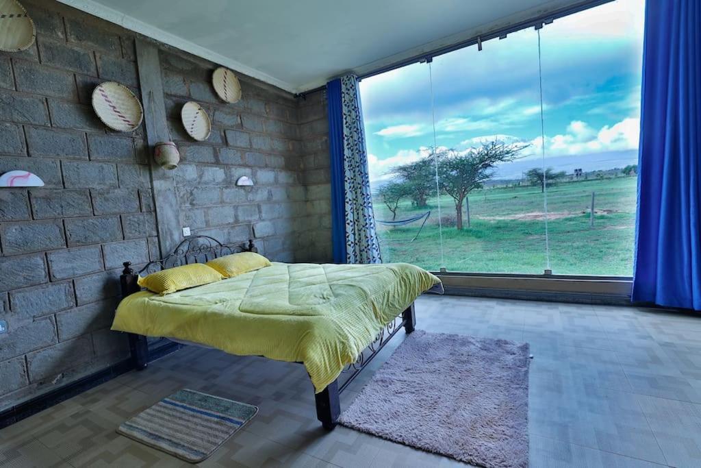Amboseli Glass House