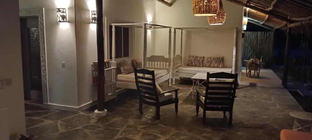 Pole Pole Beach House