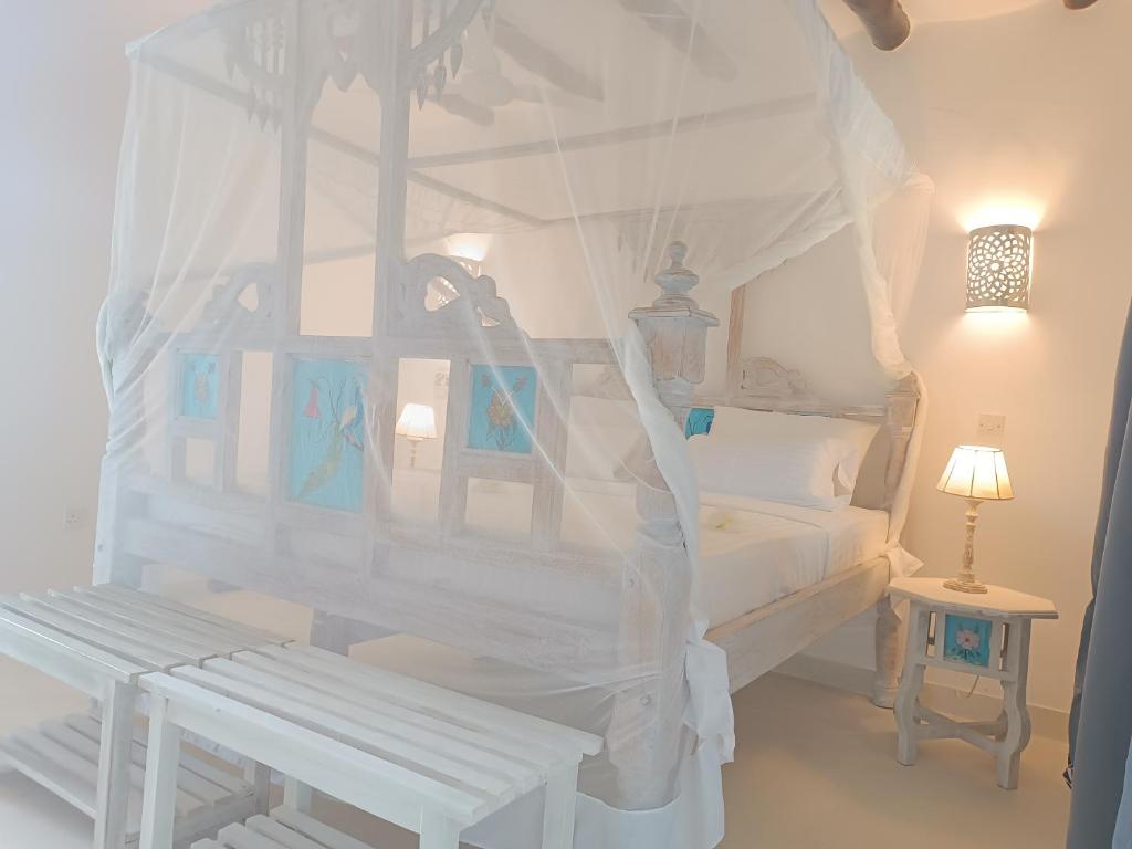 Pole Pole Beach House