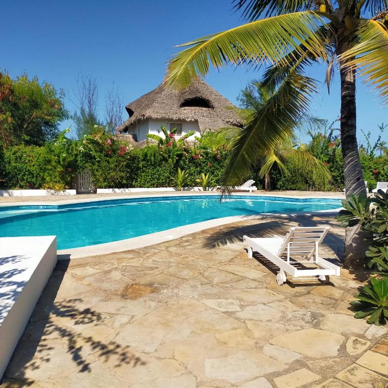 Pole Pole Beach House