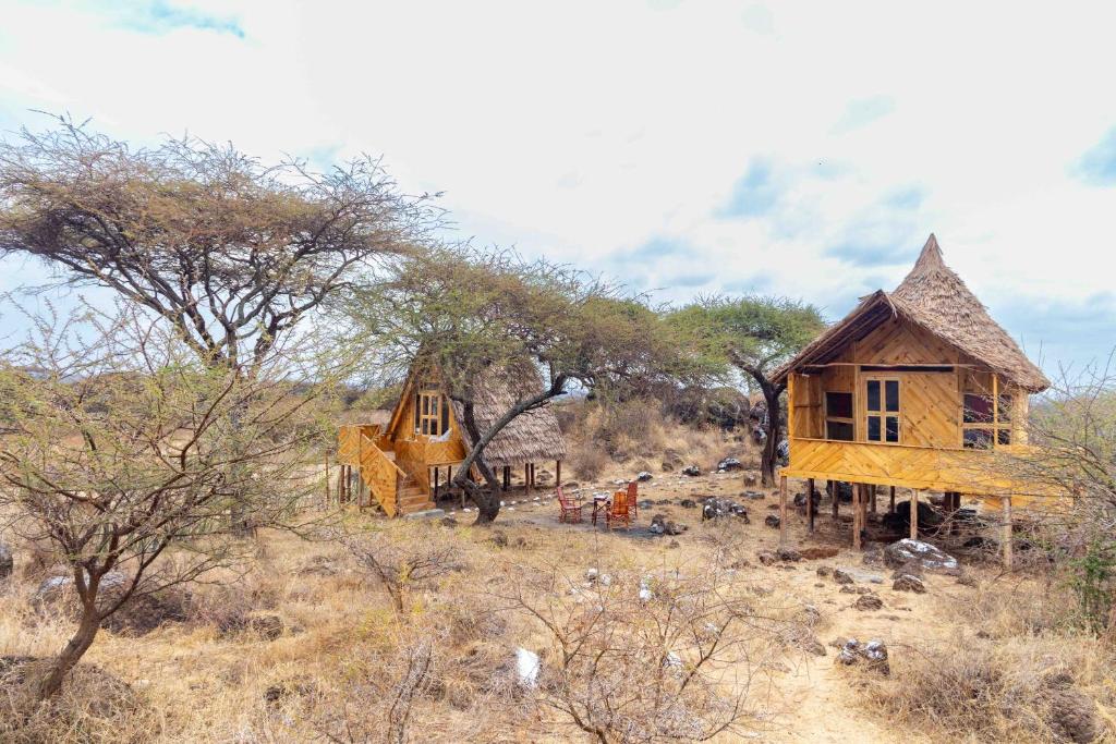 Olemayian Amboseli Cottages