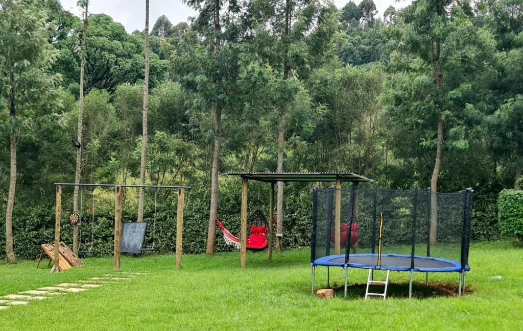 Paradise Farm Cottages Mbui