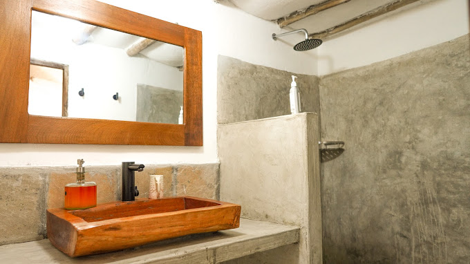 The Mida Creek Hotel