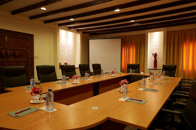 Pinewood Beach Resort & Spa