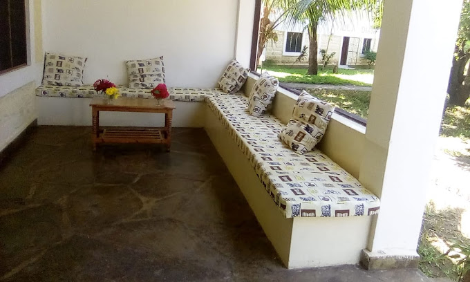 Apple Mango Apartments