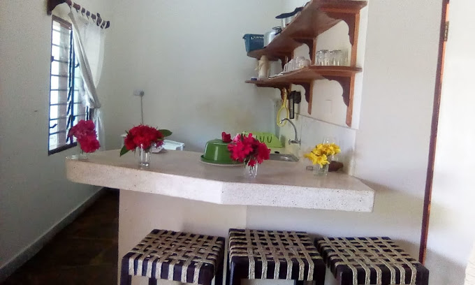 Apple Mango Apartments