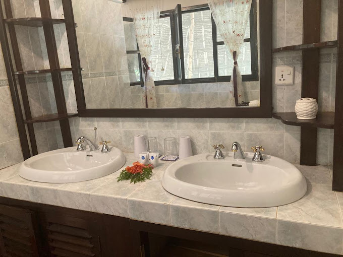 Queen K Cottages @Chrystal Homes