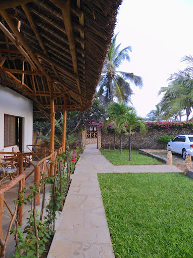 Queen K Cottages @Chrystal Homes