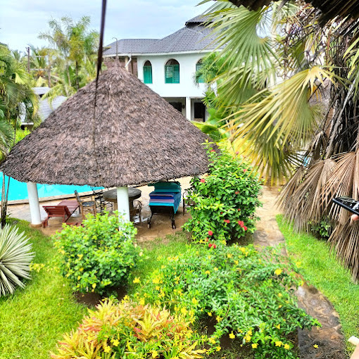Coconut Grove – Diani Beach Villas