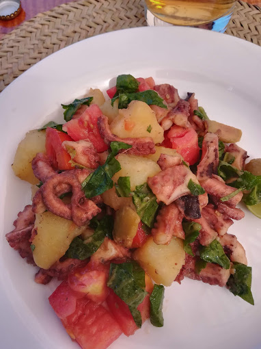 Mvuvi B&B, Kite House