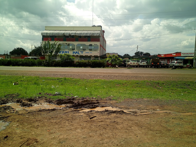 Mt. Kenya Safari Halt Hotel