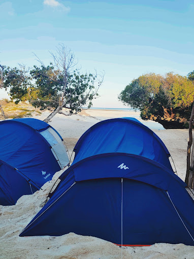 DOA & TAM MIRROR HOUSE