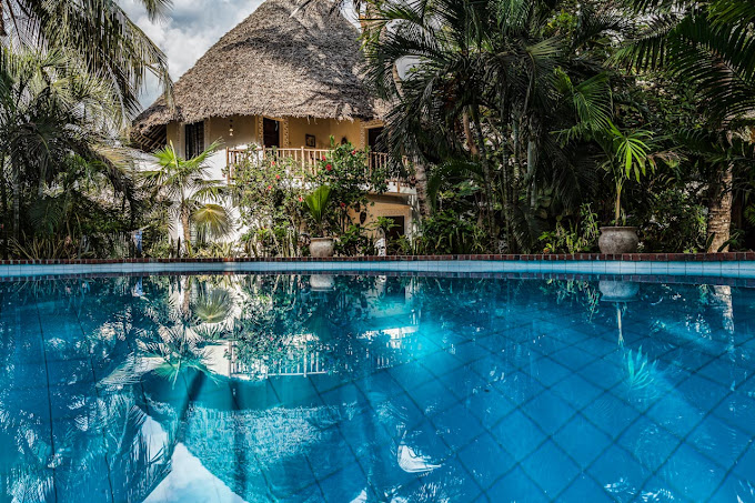 Villa Madagaskar (Diani Villas) B. Trompell