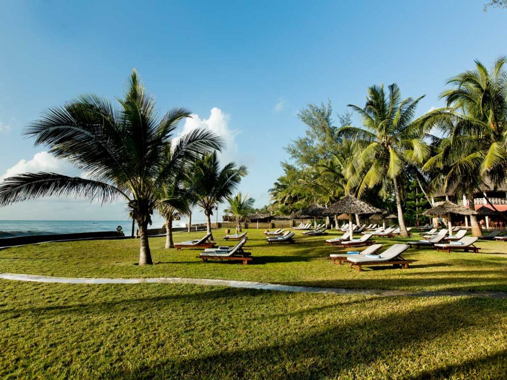 Neptune Palm Beach Boutique Resort & Spa