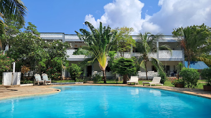 Apple Mango Apartments