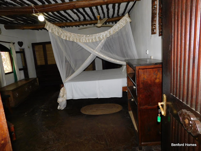 Kongo river (shambani) bungalows