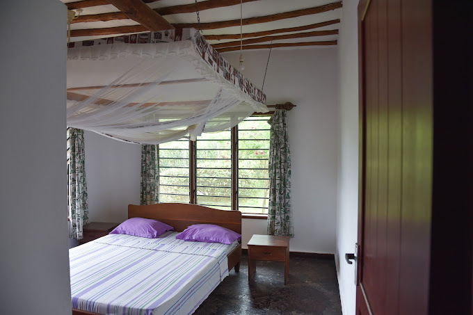 Simba Oryx Beach Cottages