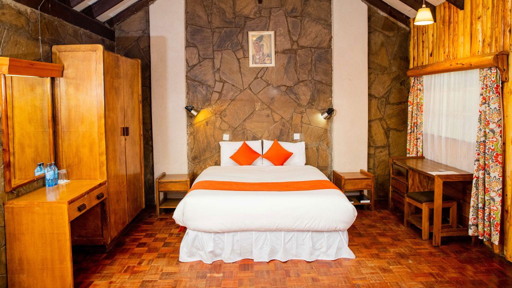 Naro Moru River Lodge Met Station Bandas