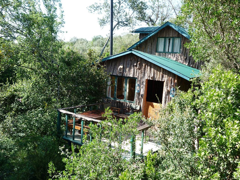 Colobus Cottages