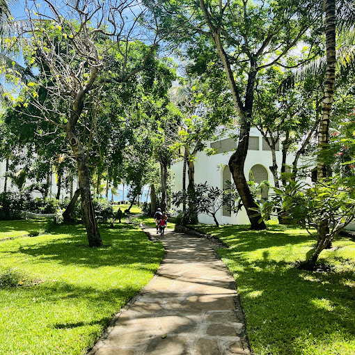 Lantana Galu Beach – Hotel in Diani