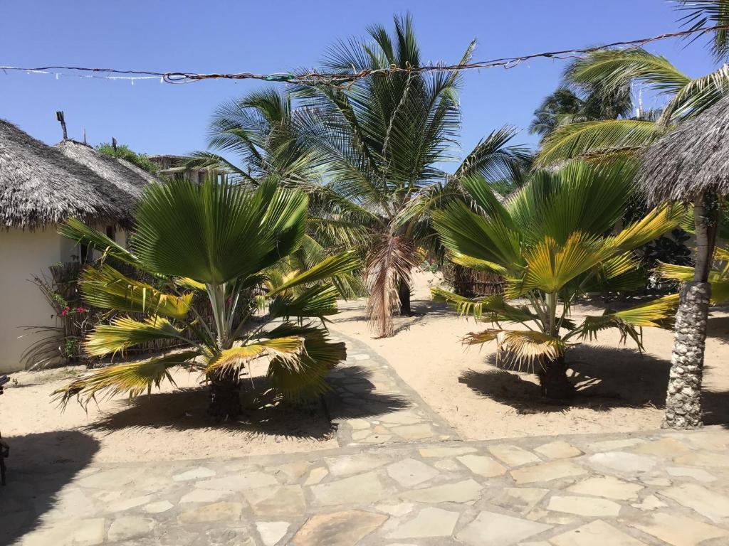 Mambrui Golden Beach Bar and Cottages