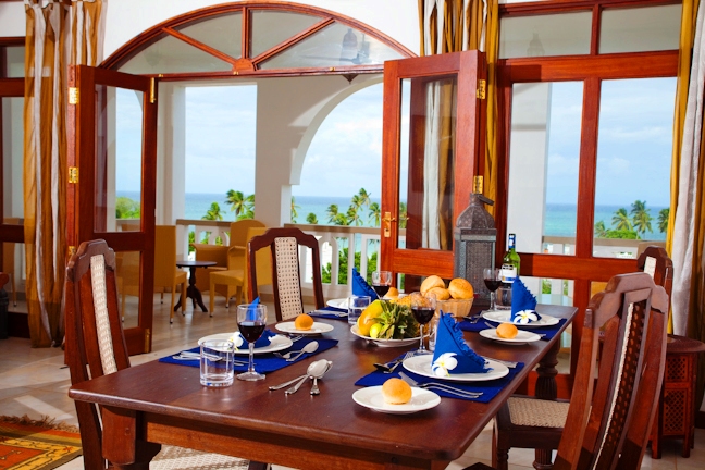 Lantana Galu Beach – Hotel in Diani