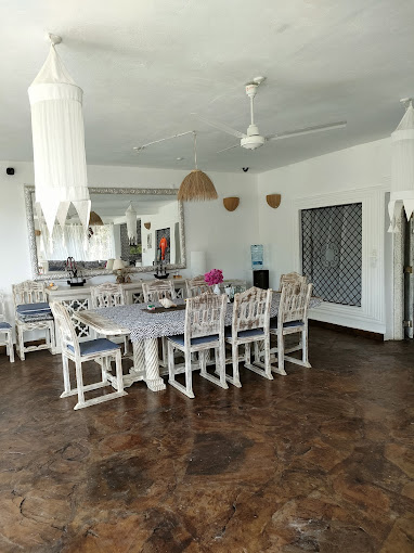 White Nyumba Bed & Breakfast