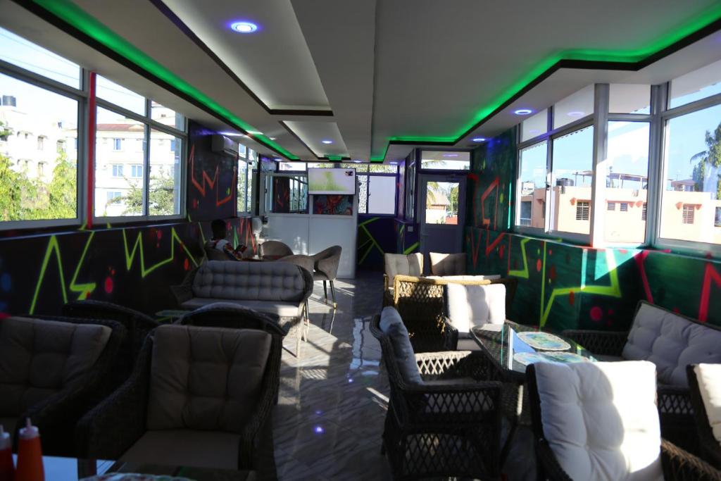 Prime Comfort Hotel, Lounge & Apartments, Mtwapa