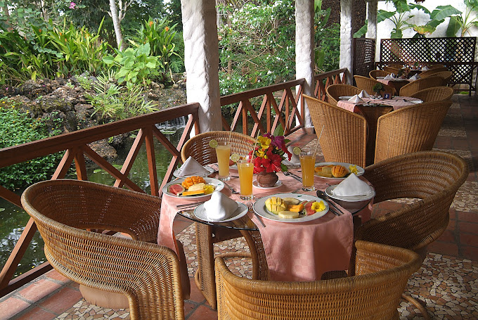 Pinewood Beach Resort & Spa