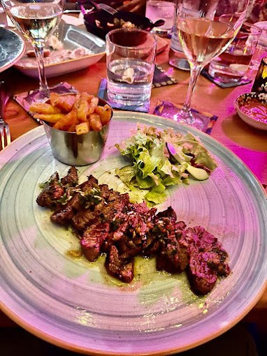 Funky Monkey Cocktail Bar & Restaurant