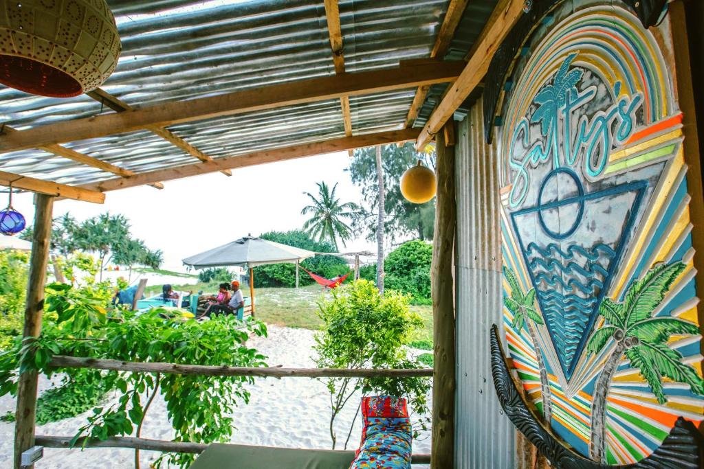 Salty’s KiteSurf Village, Beach Bar and Restaurant