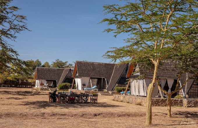 Samawati Lakeside Cottages