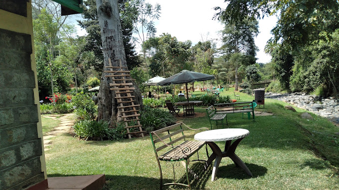 Chaka Riverside Gardens