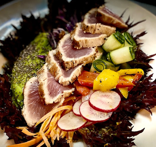 The salty squid beach bar & restaurant