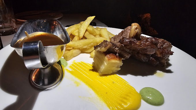 Ali Barbour’s Cave Restaurant